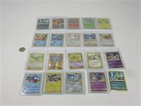 20 cartes Pokémon rare dont Charizard