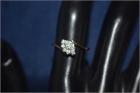 10K Gold Ring w/ Diamonds  Size 6-1/4