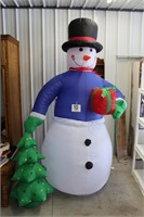 Self Inflating Snowman 8'