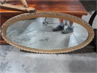 ANTIQUE OVAL GOLD ORNATE MIRROR