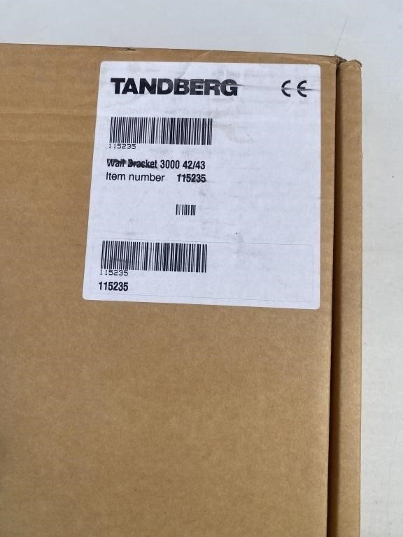 TANDBERG Wall Bracket 3000 42/43 - 115235