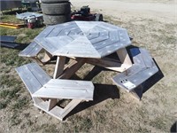 Amish Craftsmanship White Cedar Octagon Table