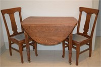 Antique Oak Drop Side Dining Table w/ (2) Chairs