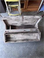 vintage wooden toolbox 16x8x33