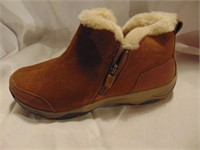 8 Sherling Lined Shortie Boots, like new