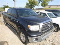 2010 TOYOTA TUNDRA