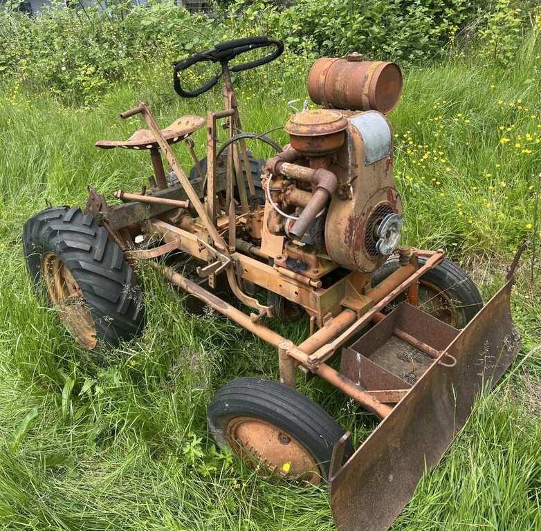 Cute Little Tractor w/Front Blade and Wisconsin