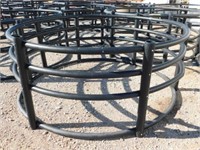 Round hay bale poly feeder, good condition