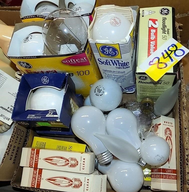 BOX OF MISC LIGHT BULBS