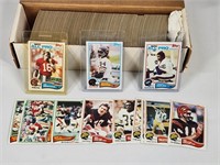 LARGE ASSORTMENT 1982 TOPPS FOOTBALL CARDS