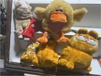 Garfield and plush toys