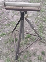 Iron Horse Roller Stand (25" Tall)