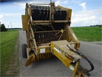 Vermeer Model 605 F Baler