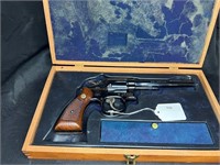 Smith & Wesson, Model 10, .38 special