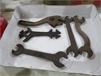 ANTIQUE TRACTOR & AUTO WRENCHES