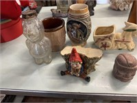 VINTAGE TRINKETS LOT