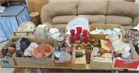 HOUSEHOLD & COLLECTIBLES LOT: