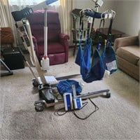 INVACARE RELIANT 450 W/ EXTRA BATTERY & HARNESSES
