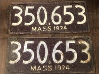 Vintage set of 1924 Massachusetts license plates