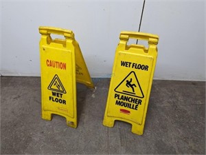 A-FRAME YELLOW CAUTION SIGNS