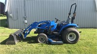 New Holland TC33DA Tractor w/Loader