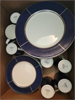 31 PC. SET OF SASAKI CHINA - "CURACAO" PATTERN