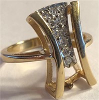 14k Gold And Diamond Ring