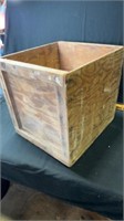 Wood crate