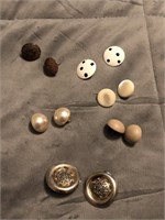 Lot of six pairs of earrings