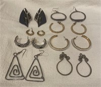 Lot of metal earrings