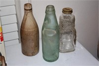 Lot of three vintage bottles
