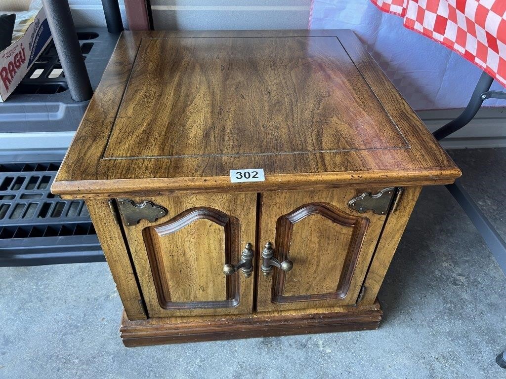 End Table U235