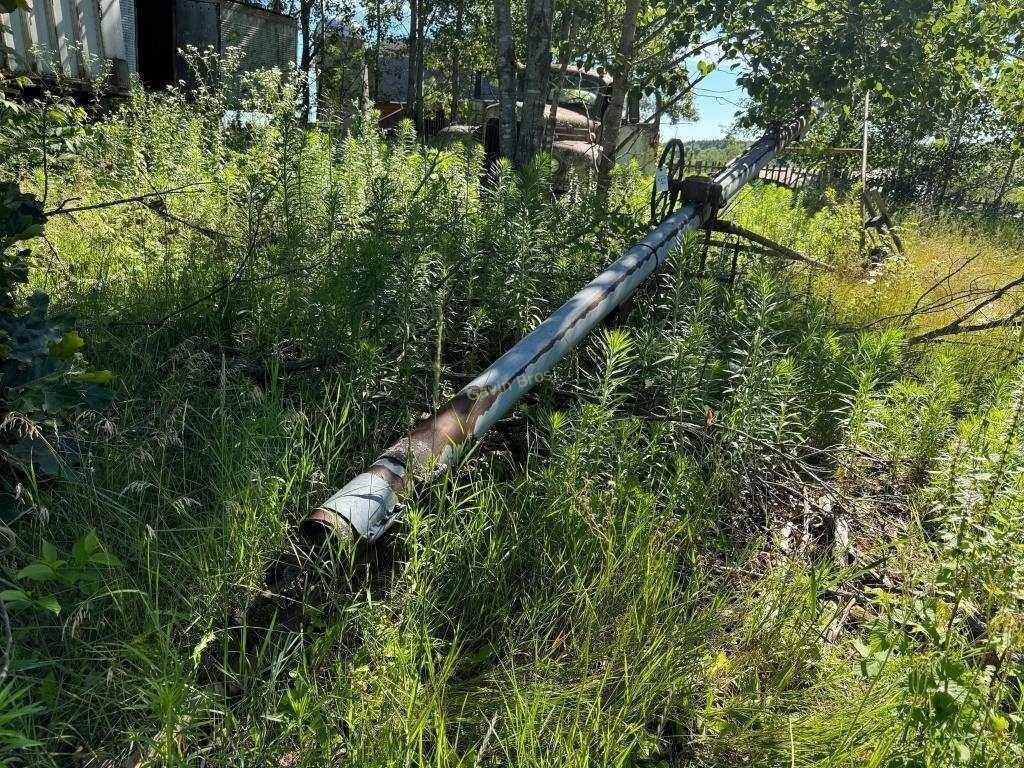 Grain Auger on Transport