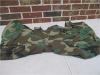 Military Camo Pants sz 32