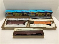 Five Athearn HO Gauge Model Trains