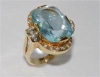 Large gold, aquamarine and diamond ring