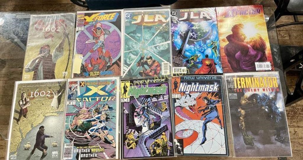 ASSORTMENT OF COMICS