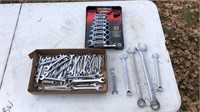 Lot of wrenches and combination wrenches