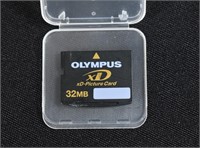 Olympus XD 32 Mega Byte Memory Card
