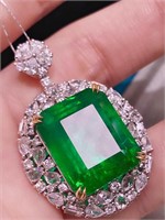 18.4ct Natural Emerald Pendant, 18k gold