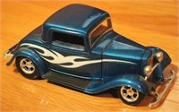 Racing Champions 1/24 Scale Die-Cast 1932 Ford