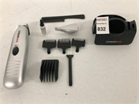 CONAIR MAN BEARD, NOSE& EAR TRIMMER