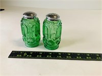 Vintage moon and stars pattern green salt shakers