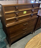 6-drawer chest of drawers