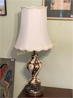 Great vintage table lamp
