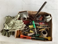 Miscellaneous tools, screwdrivers and gloves