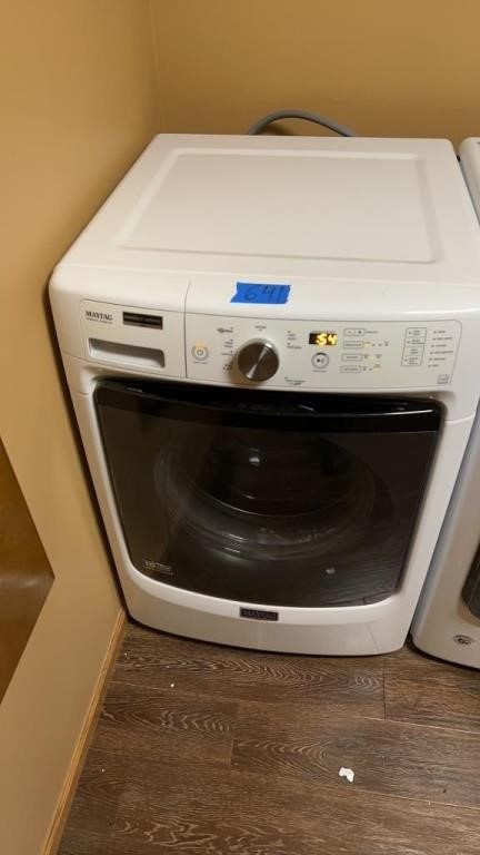 Maytag front end washer 27” x 30 1/2” x 38 1/2”