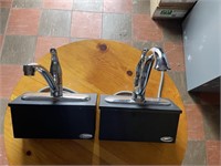 2 Moen kitchen faucets, unused (NL)