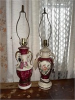 Beautiful set of 2 antique lamps