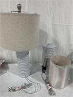 TABLE LAMP SET 1NEEDS REPAIR